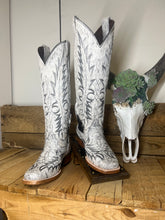 Load image into Gallery viewer, Ximena Boots
