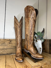 Load image into Gallery viewer, Isabela Boots
