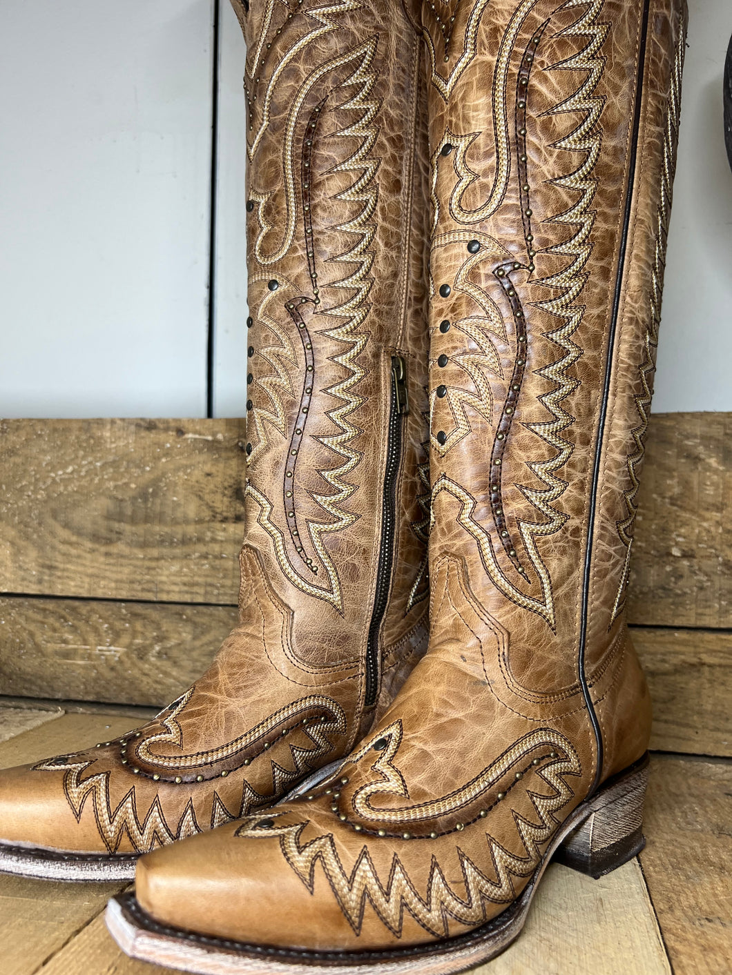 Isabela Boots